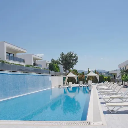 Luks Villalar * Kusadasi