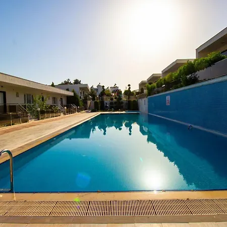 Luks Villalar Kusadasi